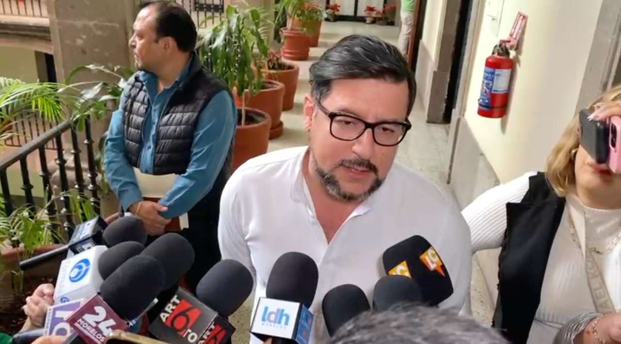 Morelos analiza regulación de Uber y Didi Moto en la Ley de Movilidad