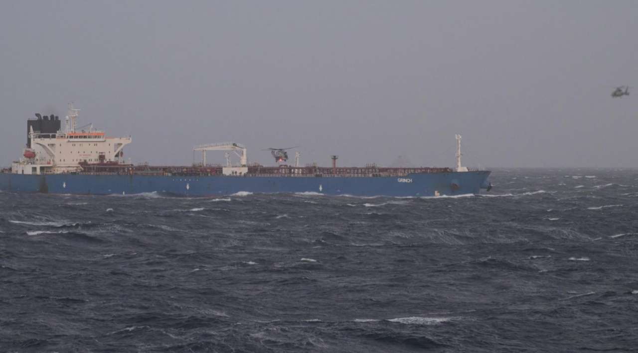 Francia intercepta petrolero ruso en el Mediterráneo por presuntas sanciones