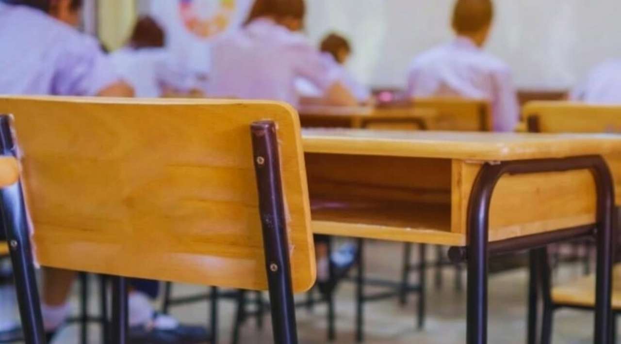 SEP suspende clases y ajusta horarios escolares en varios estados por bajas temperaturas