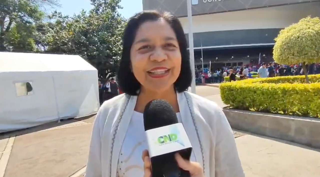 Llaman a apoyar a productores de rosas este 14 de febrero