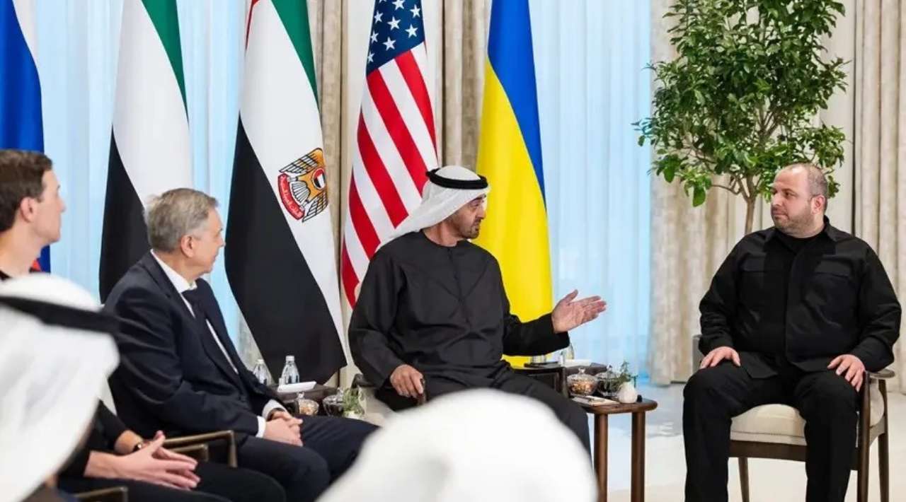 Rusia y Ucrania retoman diálogos de paz en Abu Dabi