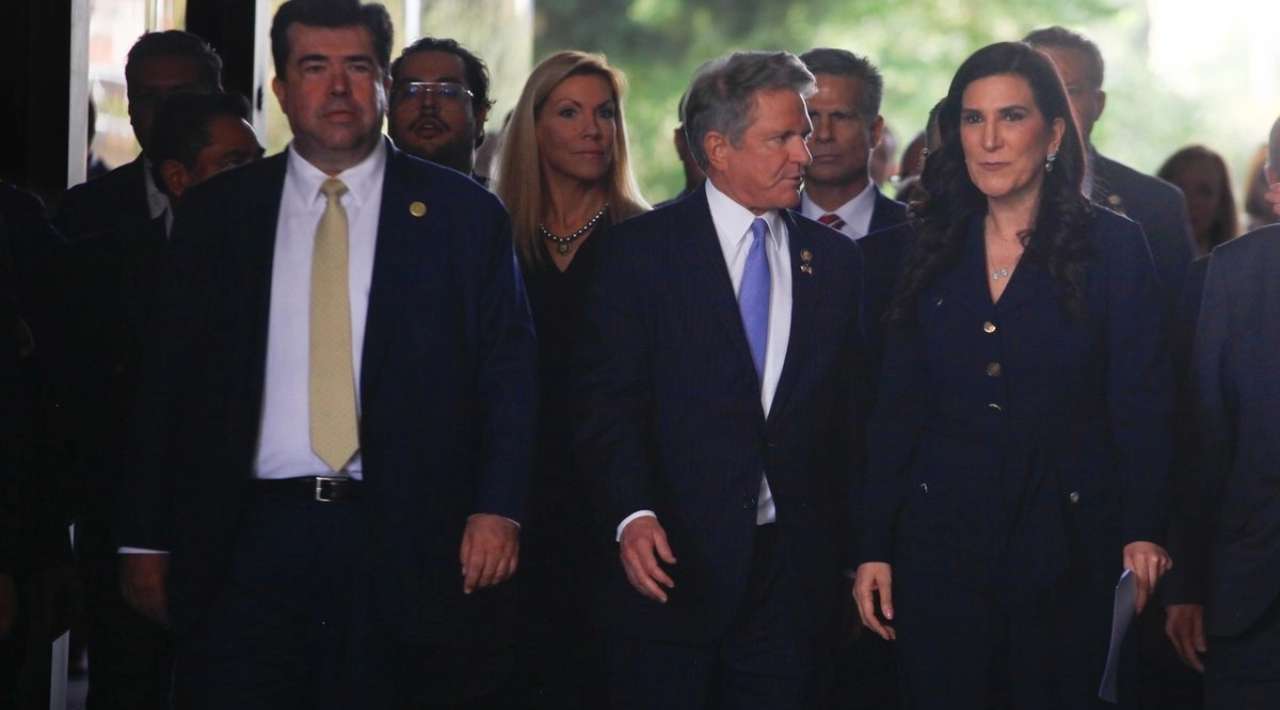 Diputados de México y congresistas de EE.UU. sostienen diálogo informal en San Lázaro