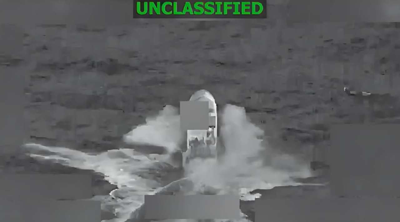 EE.UU. ataca buque ligado al narcotráfico en el Pacífico