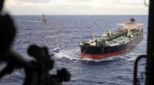 EE.UU. intercepta en el océano Índico al petrolero “Aquila II”, acusado de violar sanciones