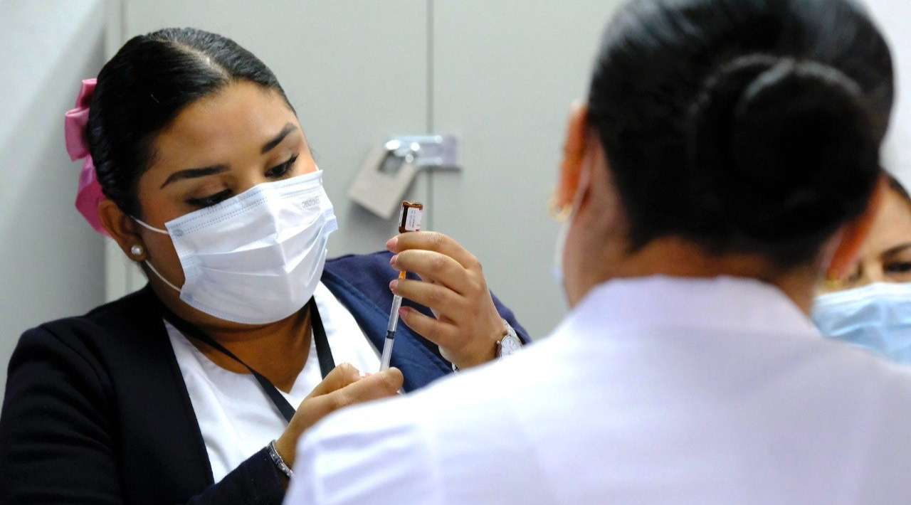 Gobierno Federal reforzará estrategia de vacunación contra sarampión ante brotes en varios estados