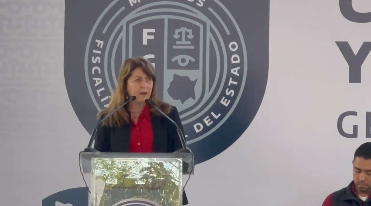 Encabeza gobernadora graduación de nuevos agentes del Ministerio Público, investigadores y peritos