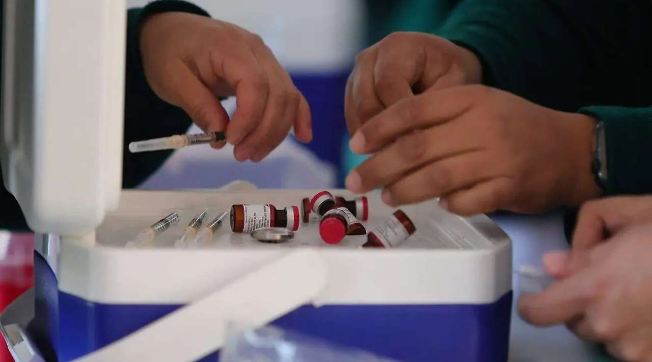 CDMX analiza pedir vacuna contra sarampión a visitantes por el mundial