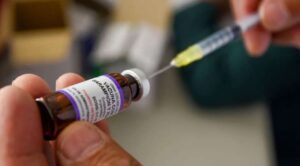 Sheinbaum llama a vacunarse contra el sarampión; hay 28 millones de dosis disponibles