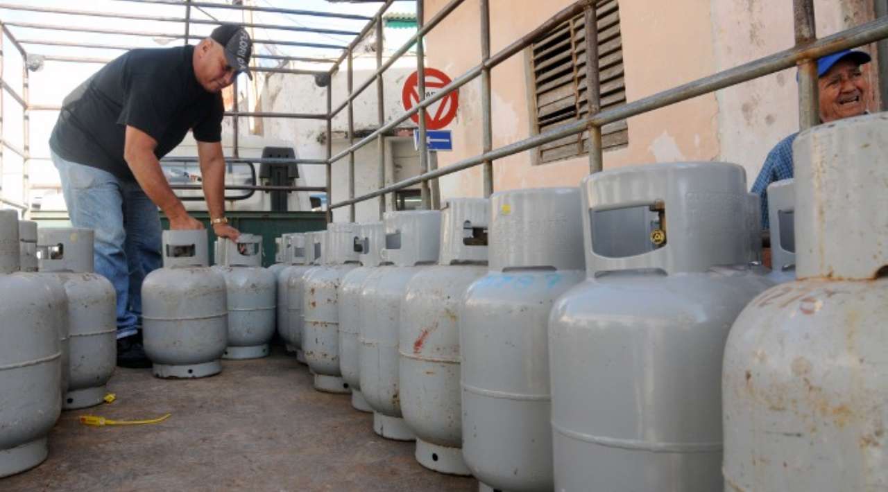 Reanudan venta de gas doméstico en La Habana