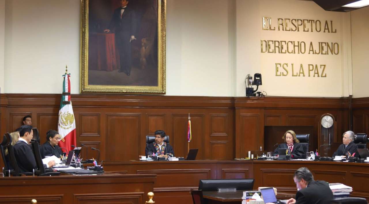 SCJN guarda minuto de silencio por militares caídos en operativo contra el CJNG