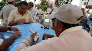 CNDH solicita mejorar condiciones de adultos mayores en prisión