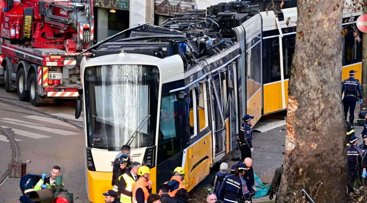 Un muerto y 39 heridos tras choque de tranvía contra edificio en Milán