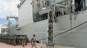 Arriba buque “Usumacinta” con 103 marinos para reforzar seguridad en Puerto Vallarta