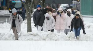 Más de 56 millones bajo alerta por tormenta invernal en EU; Nueva York emite aviso de ventisca tras nueve años