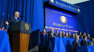 Trump inaugura su Junta de Paz con más de 40 países y promete ir “más allá de Gaza”