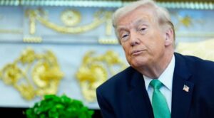 Ordena Donald Trump cese de ataques a Irán por cinco días