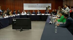 Senado aprueba en comisiones el Plan B de reforma electoral