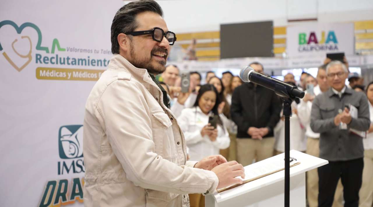 Zoé Robledo da banderazo al draft 2026 del IMSS; la meta escontratar 9 mil 616 médicos especialistas de todo el país