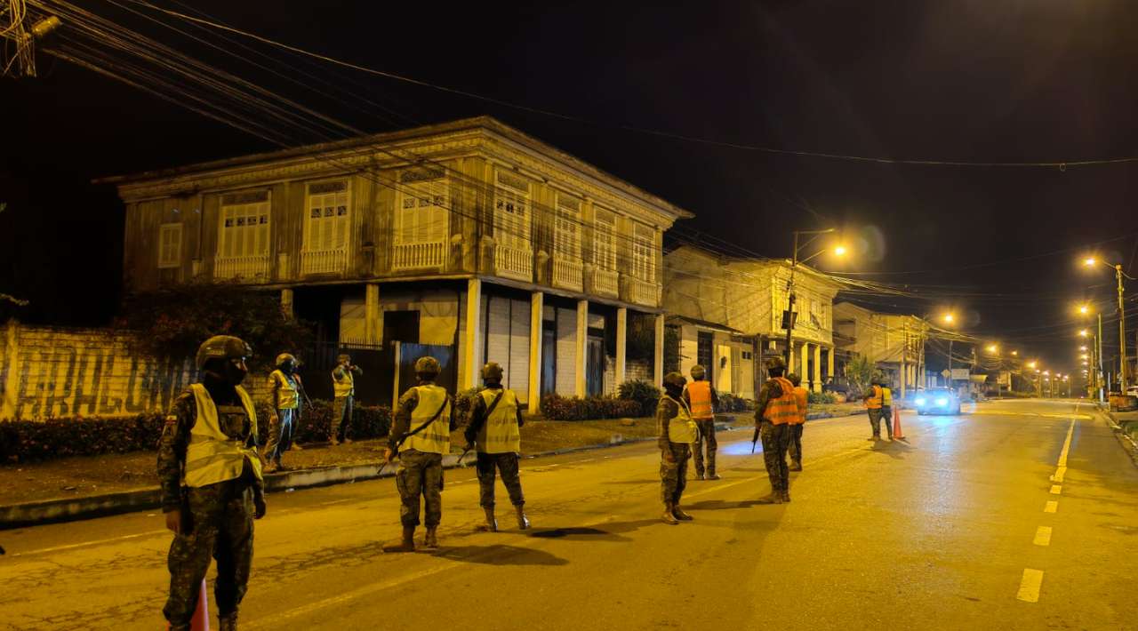 Ecuador anuncia operaciones conjuntas con EE.UU. contra el narcotráfico