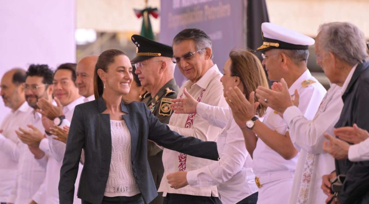 Pemex volvió a ser empresa pública al servicio del país: Sheinbaum