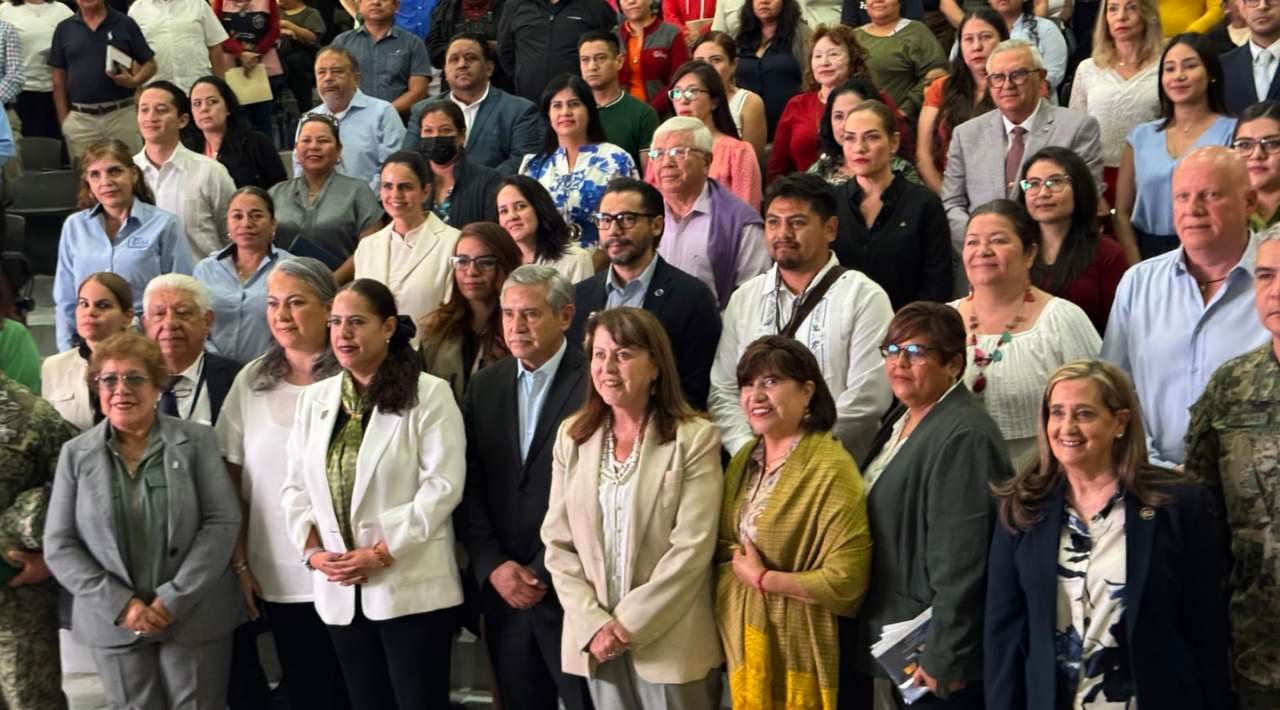 Realizan en Cuernavaca encuentro sobre entornos digitales seguros en escuelas