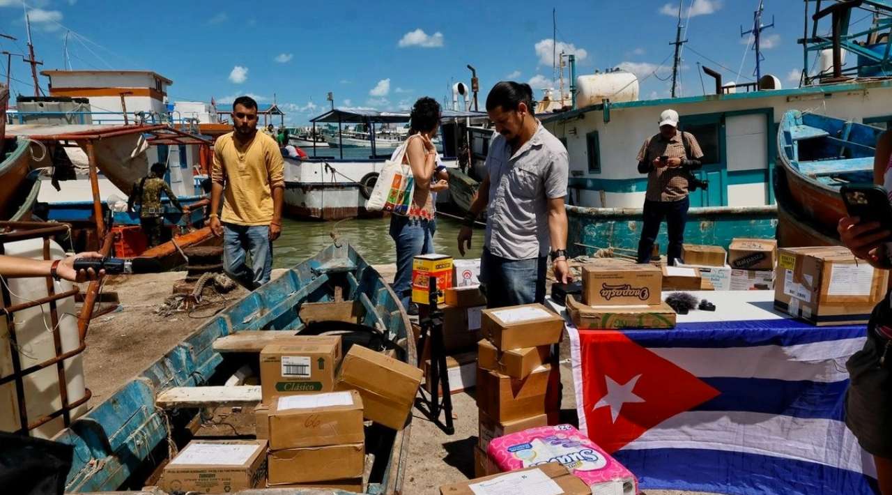 México facilitará apoyo de iniciativas civiles para enviar ayuda a Cuba: Sheinbaum