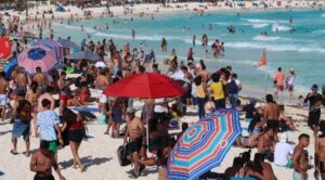 México prevé aumento de 2.6% en turistas por Semana Santa
