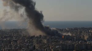 Evacúan a 121 mexicanos por conflicto en Medio Oriente