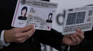 INE permitirá incluir identidad de género y autoidentificación indígena en credencial para votar