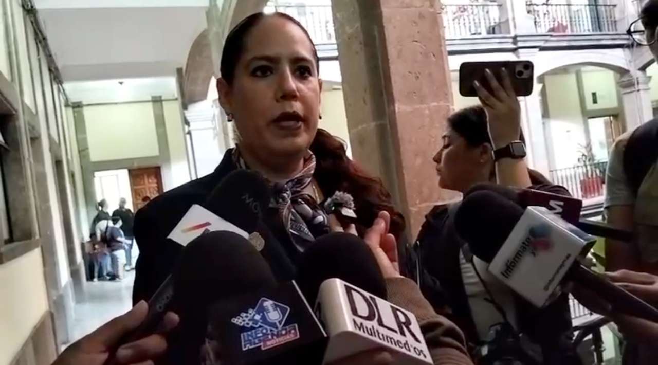 Aplicarán revisiones de mochila con participación de padres en bachilleratos