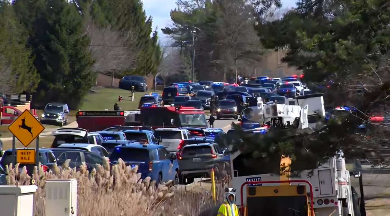 Reportan ataque y tiroteo en sinagoga de Michigan en los EE.UU.