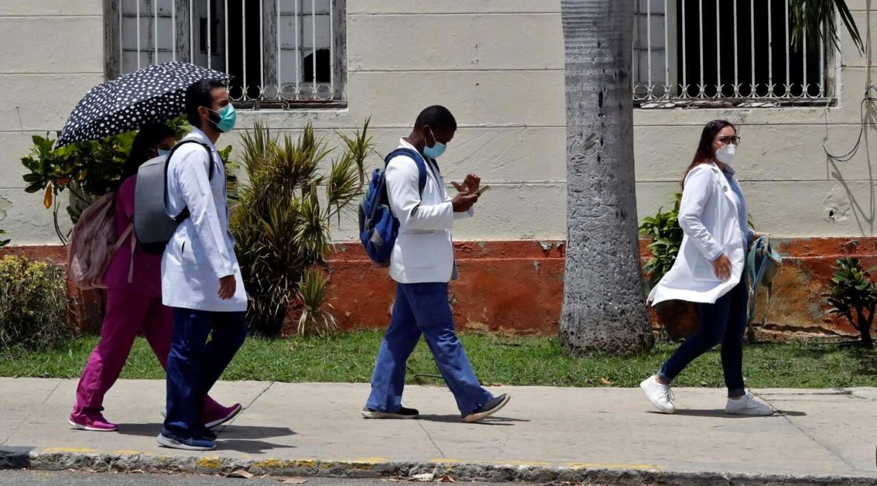 Secretaría de Salud aumenta la contratación de especialistas