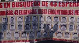Vinculan a proceso a exfuncionaria de Guerrero por caso Ayotzinapa