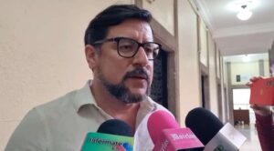 Gobierno de Morelos rechaza alza al pasaje y exige mejoras al transporte