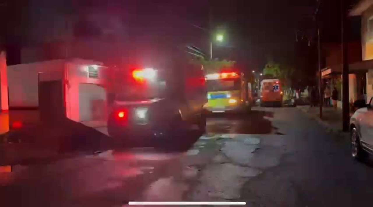 Mueren mujer y su nieta en incendio