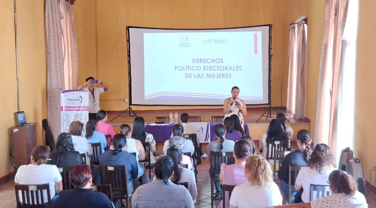 Impulsan en Puente de Ixtla capacitación sobre derechos político-electorales para mujeres