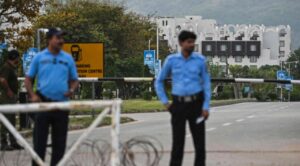 Negociadores de Irán y EE.UU. sostendrán mañana nuevas conversaciones en Pakistán. A horas de que concluya tregua.