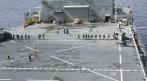 Fuerzas de EE.UU. abordan petrolero sancionado por transportar crudo iraní en el Océano Índico