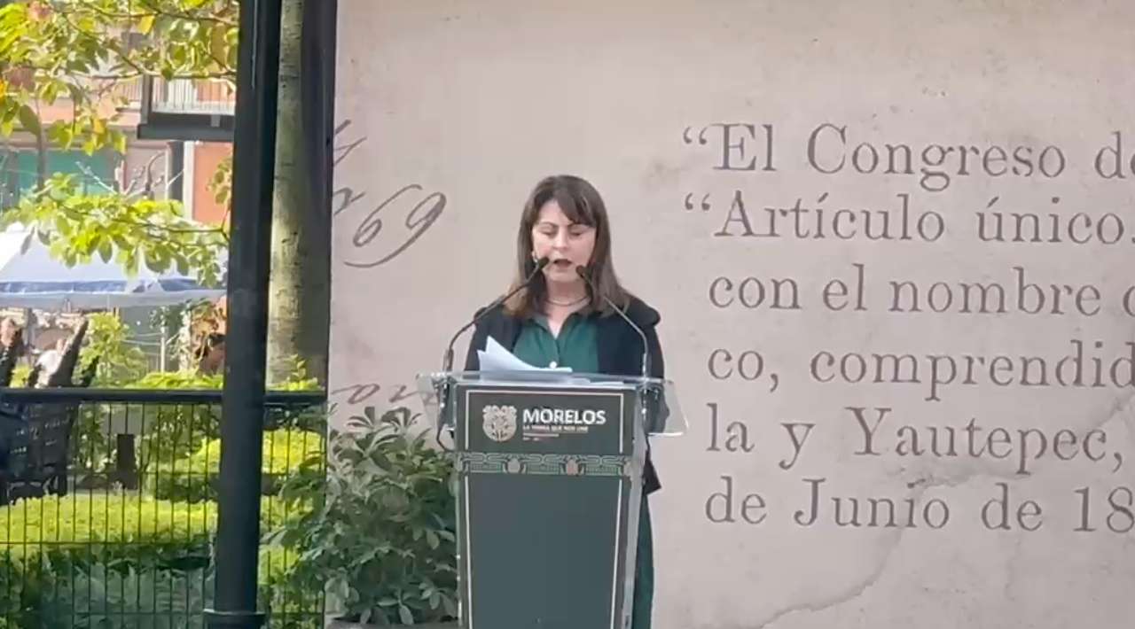Conmemora Gobernadora de Morelos la creación de Morelos y reconoce a ciudadanos ejemplares.