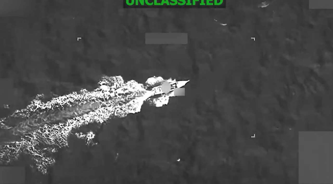 EE.UU. lanza nuevo ataque contra embarcación en el Caribe; reportan tres muertos