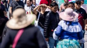 Alertan por ola de calor de hasta 45 grados en nueve estados de México