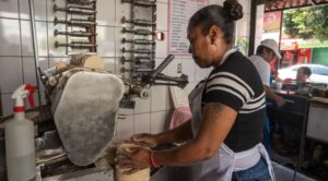 Profeco descarta aumento en precio de la tortilla y llama a evitar abusos