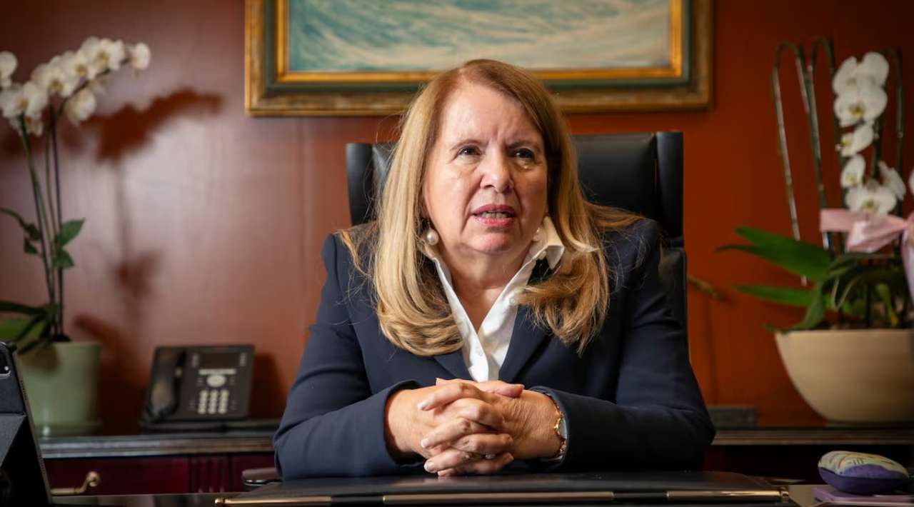 Ministra Loretta Ortiz solicita licencia temporal por motivos de salud