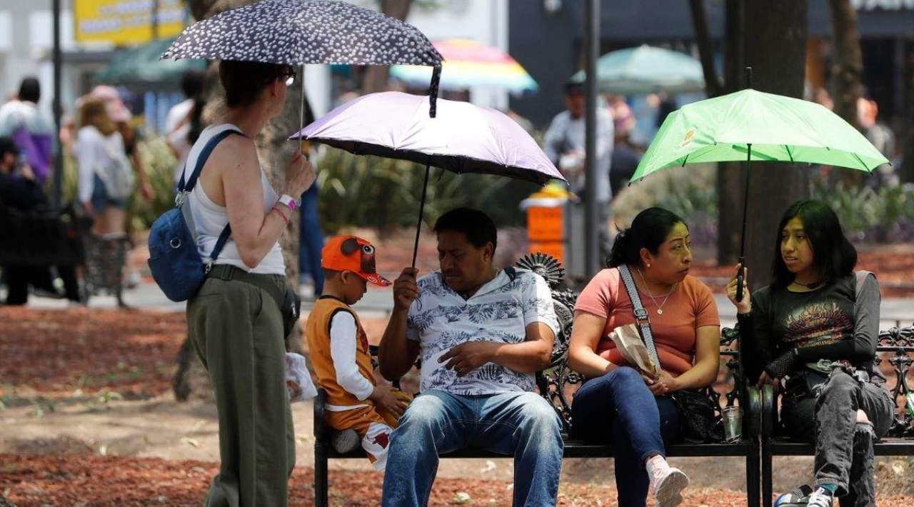 Onda de calor y lluvias este viernes en gran parte de México