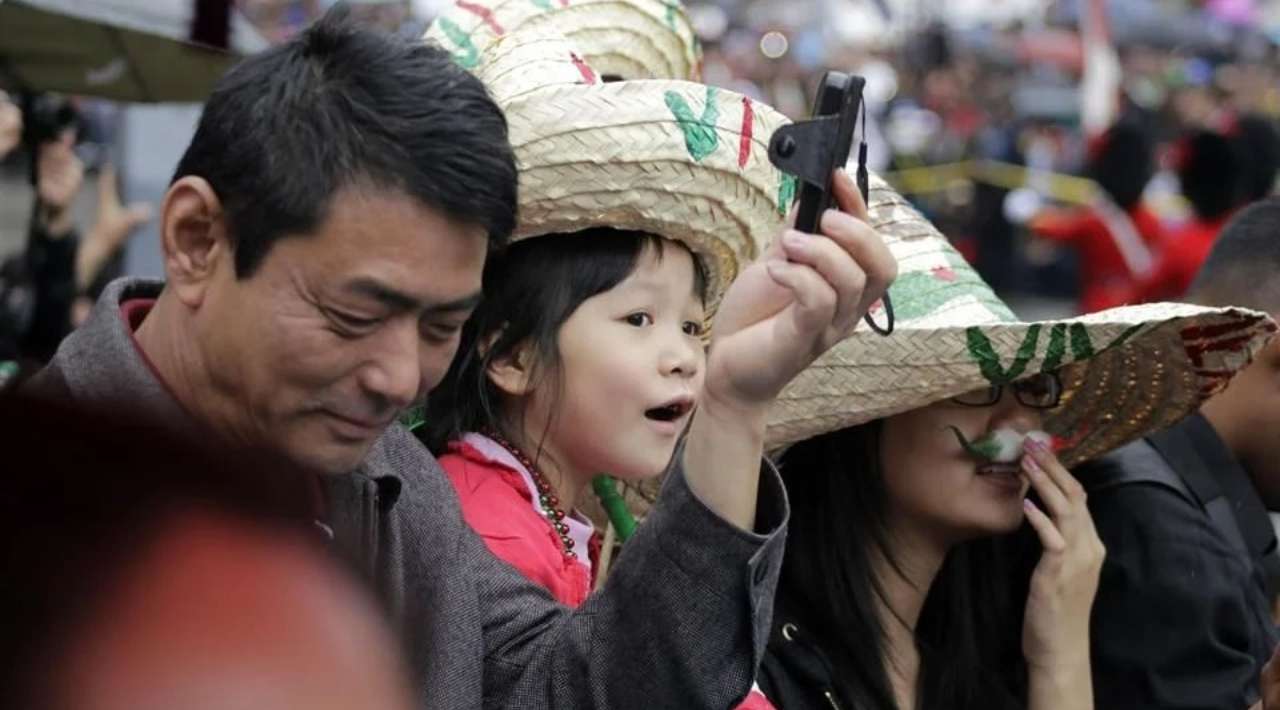 México impulsa estrategia para atraer turismo chino y diversificar mercados
