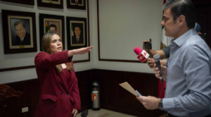 Alcalde de Culiacán también pide licencia; la síndica Ana Miriam Ramos asume el cargo