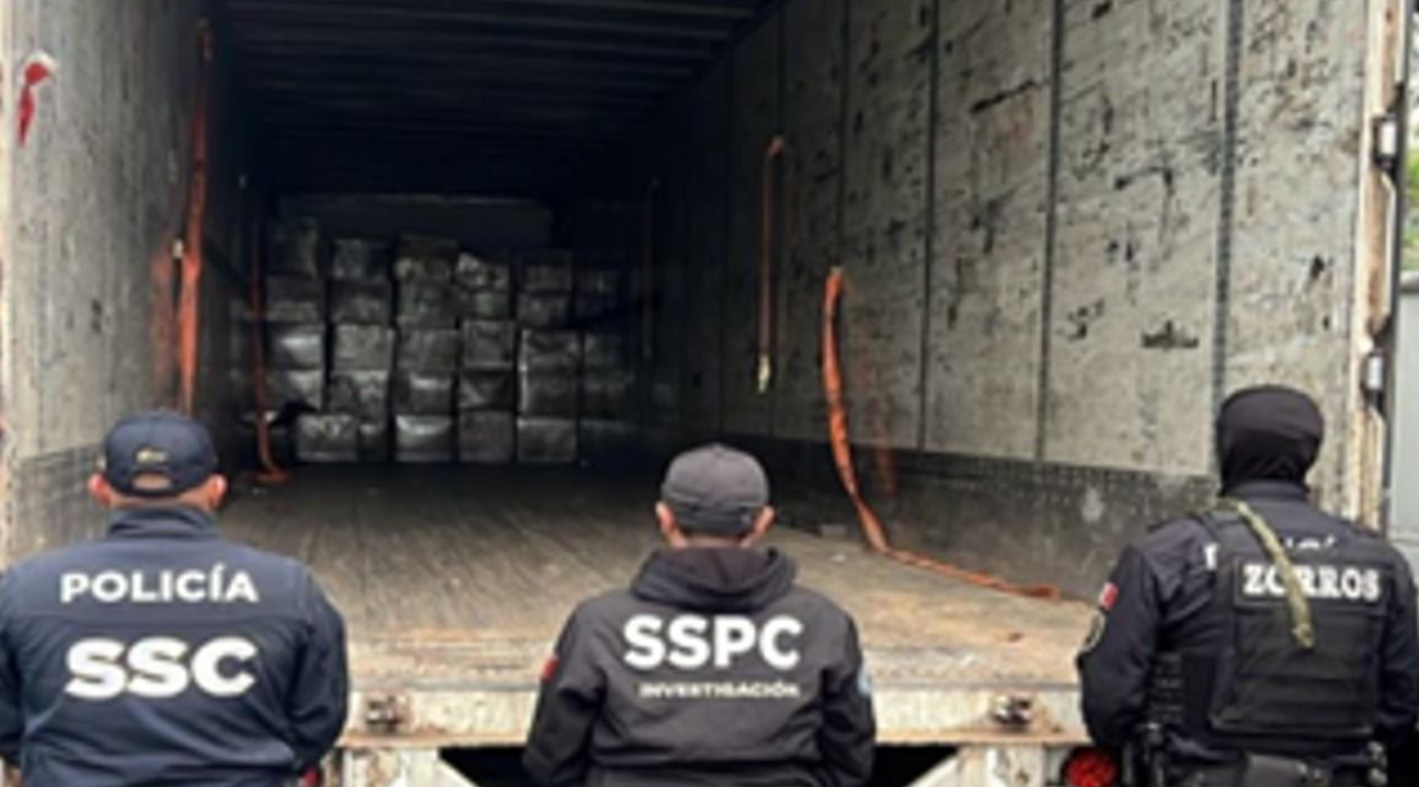 Detienen en CDMX a cuatro personas con más de una tonelada de marihuana oculta en cajas de huevo