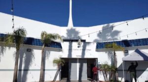 Al menos cinco muertos en ataque a mezquita en San Diego, incluyendo a los atacantes