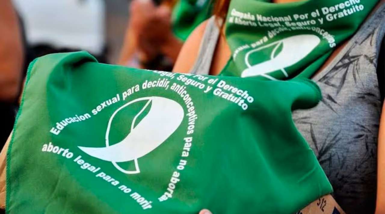Capacitan a médicos del IMSS sobre aborto seguro en Morelos