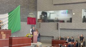 El fiscal general de Morelos, Fernando Blumenkron  Escobar presentó un informe basado en seis ejes estratégicos